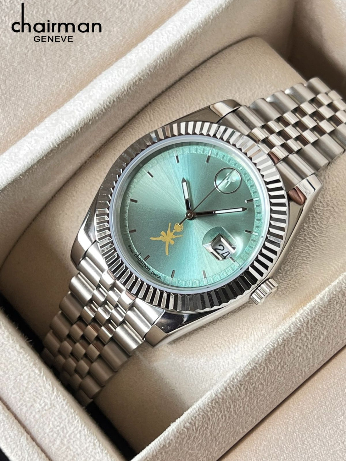 Chairman Geneve OMAN Emblem Dated Baby Green Dial Silver Chain Gents Watch