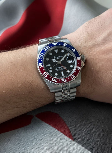 Chairman Geneve Superlative Chronometer Dated Black Dial Silver Chain Gents Watch
