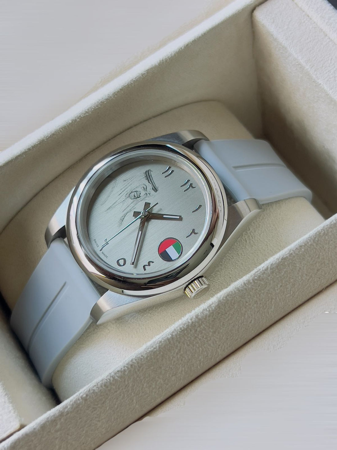 Chairman Geneve UAE Sheik Flag Photo Arabic Grey Dial Grey Strap Gents Watch