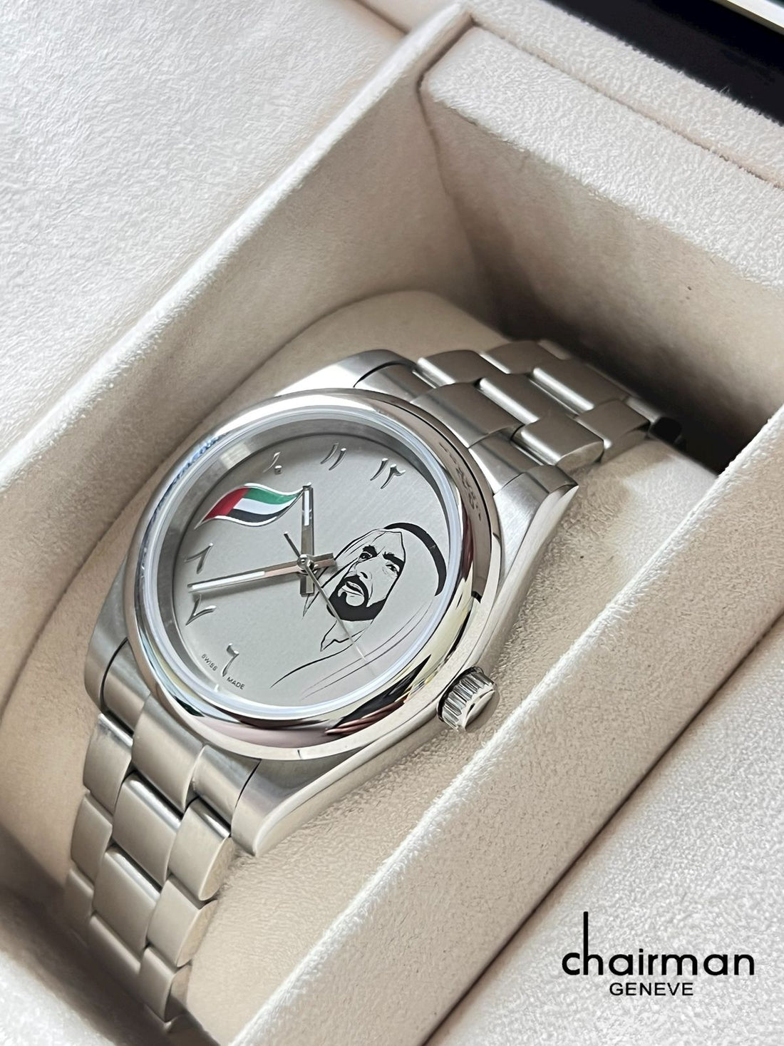 Chairman Geneve UAE Sheik Flag Photo Grey Dial Silver Chain Gents Watch